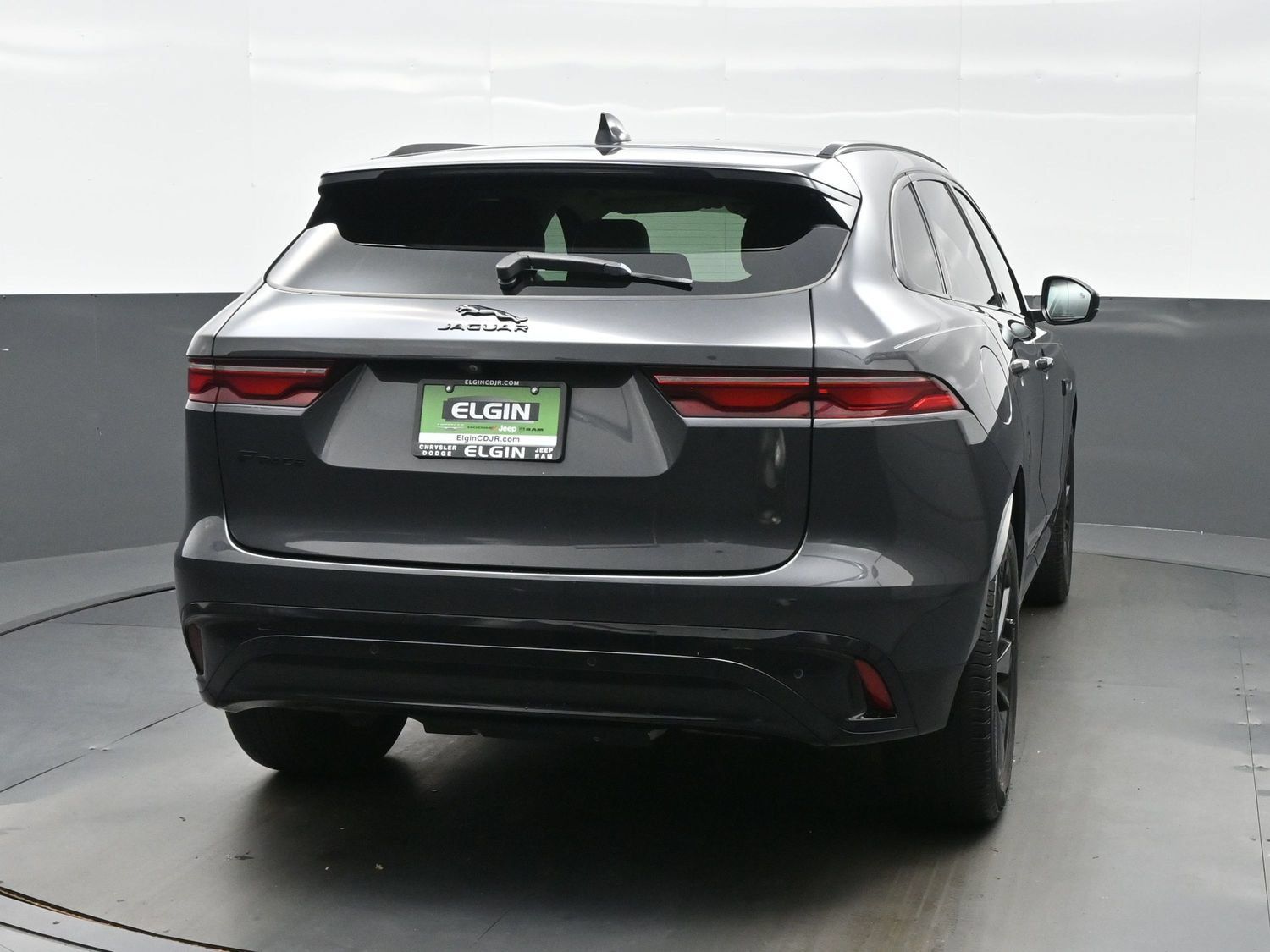 Used 2022 Jaguar F-PACE S AWD/4WD image 7