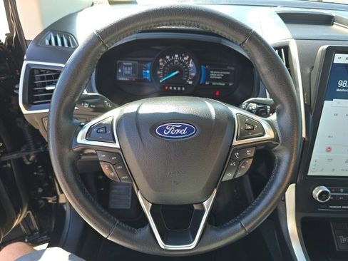 Certified 2024 Ford Edge SEL image 21