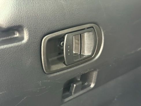 Used 2025 MAZDA CX-50 AWD 2.5 S w/ Preferred Package image 7