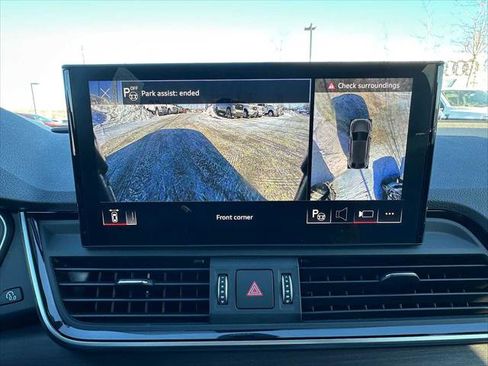 Used 2025 Audi Q5 Prestige w/ Prestige Package image 30