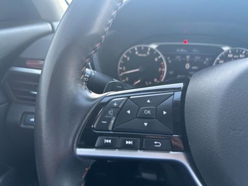 Certified 2024 Nissan Altima 2.5 SR w/ SR Premium Package image 11