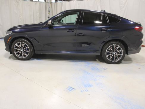 Used 2023 BMW X6 M50i w/ Parking Assistance Package image 5
