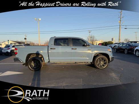 Used 2020 Toyota Tundra SR5 w/ SR5 Upgrade Package image 10