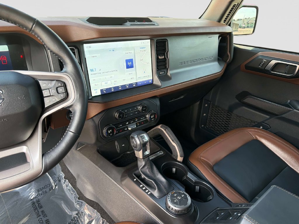 Used 2024 Ford Bronco Outer Banks AWD/4WD image 27