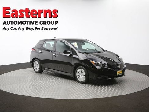 Used 2023 Nissan Leaf S image 48