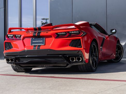 Used 2021 Chevrolet Corvette Stingray Premium Conv w/ Z51 Performance Package image 10