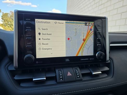 Used 2021 Toyota RAV4 Limited image 47