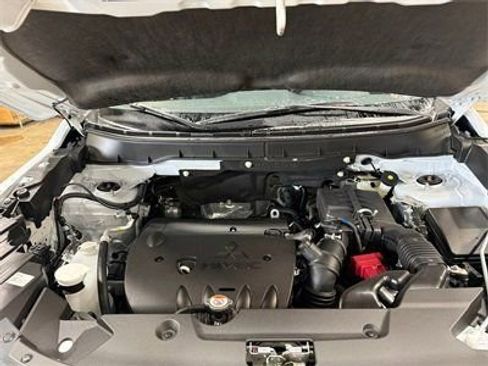 Used 2026 Mitsubishi Outlander Sport AWD image 25