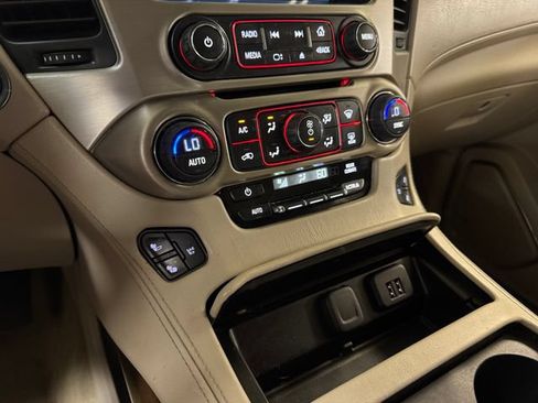 Used 2015 GMC Yukon Denali RWD image 18