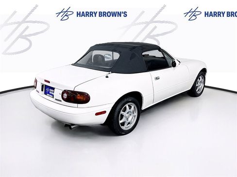Used 1995 MAZDA MX-5 Miata image 25