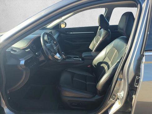 Used 2024 Nissan Altima 2.5 SR image 15