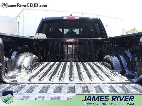 Used 2022 RAM 1500 Big Horn AWD/4WD image 14