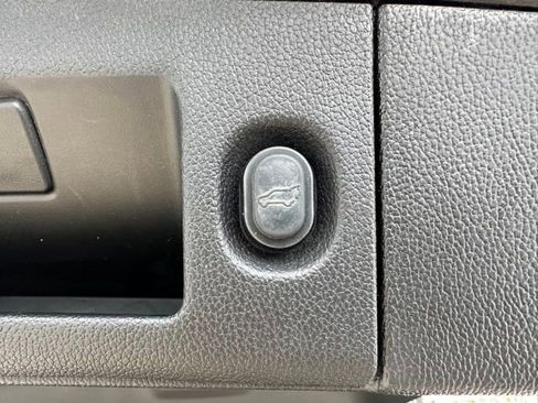 Used 2020 GMC Yukon SLT image 23