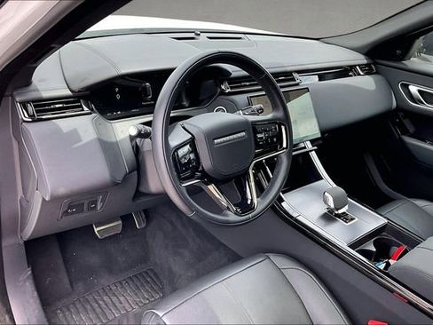 Used 2026 Land Rover Range Rover Velar Dynamic SE AWD/4WD image 10