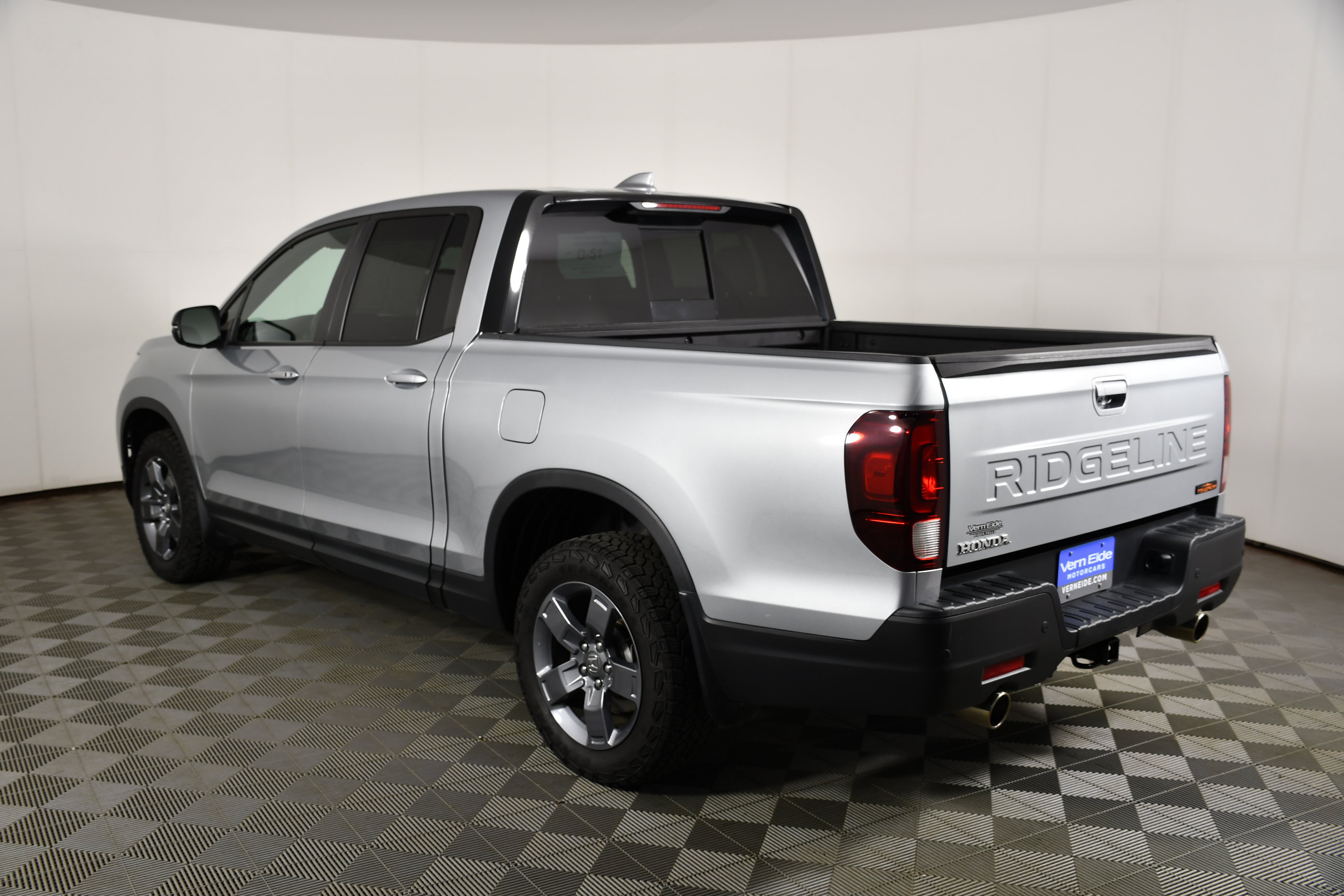 Certified 2025 Honda Ridgeline TrailSport image 8
