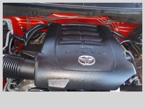 Used 2012 Toyota Tundra Limited w/ Platinum Pkg AWD/4WD image 14