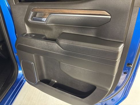 Used 2024 Chevrolet Silverado 1500 LT RWD image 18