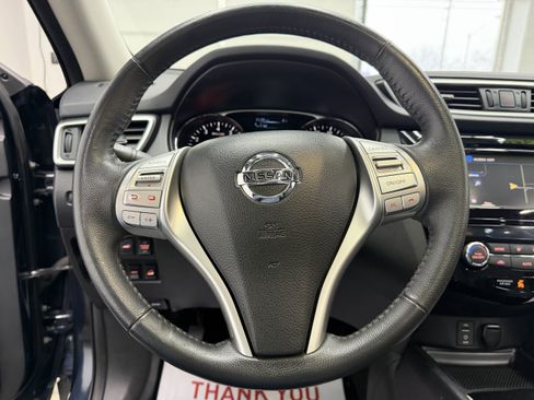 Used 2015 Nissan Rogue SL image 16