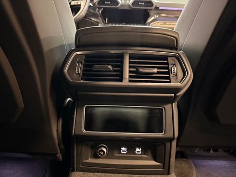 Used 2024 Lamborghini Urus S image 19