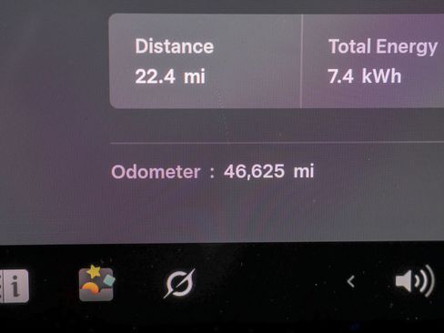 Used 2025 Tesla Model 3 Long Range RWD image 27