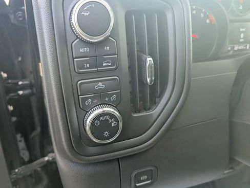 Used 2025 GMC Sierra 1500 Pro w/ Pro Value Package image 15