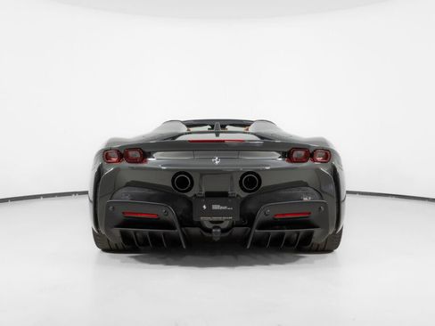Used 2023 Ferrari SF90 Spider AWD/4WD image 4