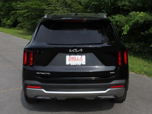 New 2026 Kia Sorento EX AWD/4WD image 6
