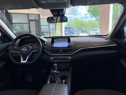 Used 2026 Nissan Altima 2.5 SV FWD image 28