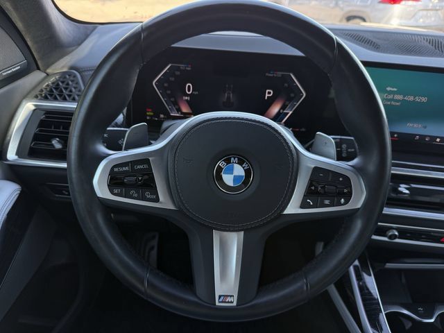 Used 2025 BMW X7 xDrive40i w/ M Sport Package AWD/4WD image 13