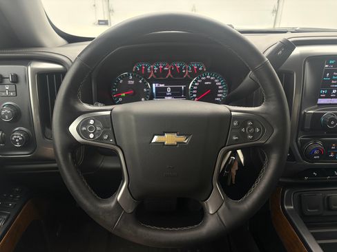 Used 2017 Chevrolet Silverado 1500 LTZ w/ Sport Package AWD/4WD image 18