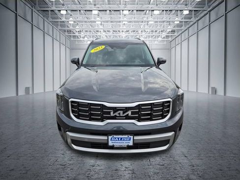 Used 2023 Kia Telluride S AWD/4WD image 13
