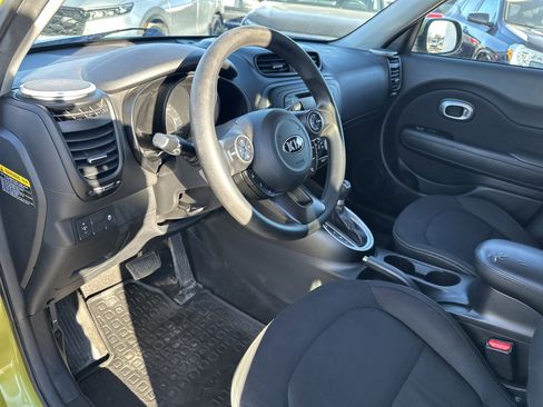 Used 2016 Kia Soul Base image 26