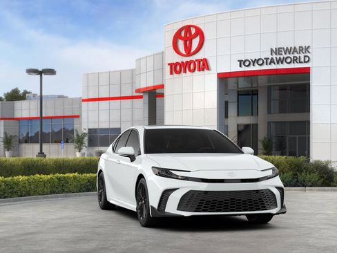 New 2026 Toyota Camry SE FWD image 18
