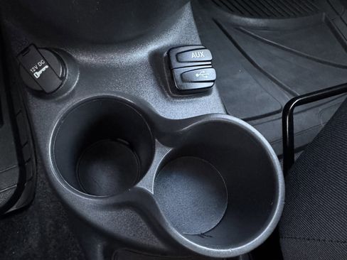 Used 2015 FIAT 500 Pop image 25