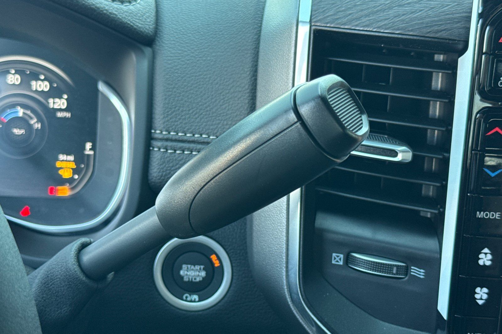 New 2027 RAM 3500 Laramie AWD/4WD image 20