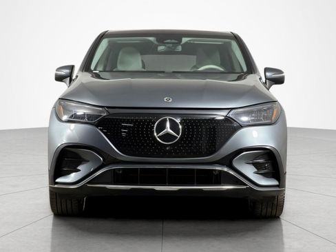 Used 2023 Mercedes-Benz EQE 350+ SUV image 8