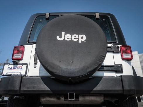 Used 2015 Jeep Wrangler Sport w/ Quick Order Package 24S AWD/4WD image 30