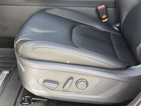 New 2026 Kia Sportage EX image 17