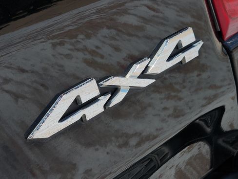 Used 2022 RAM 1500 Limited w/ Off Road Group AWD/4WD image 14