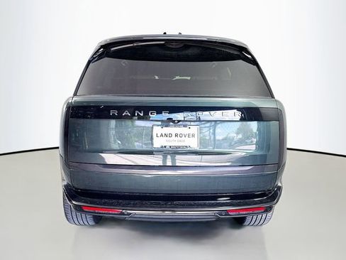 Used 2025 Land Rover Range Rover Long Wheelbase SE image 6