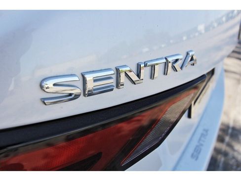 Used 2024 Nissan Sentra SV image 27
