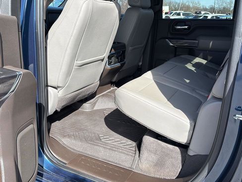 Used 2020 Chevrolet Silverado 2500 LTZ w/ LTZ Plus Package image 21