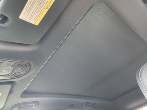 Used 2024 Porsche Cayenne S image 28