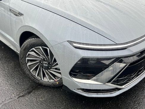 New 2026 Hyundai Sonata Limited image 2
