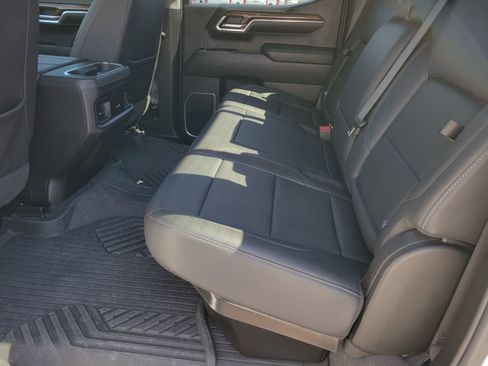 Used 2024 Chevrolet Silverado 1500 RST AWD/4WD image 8