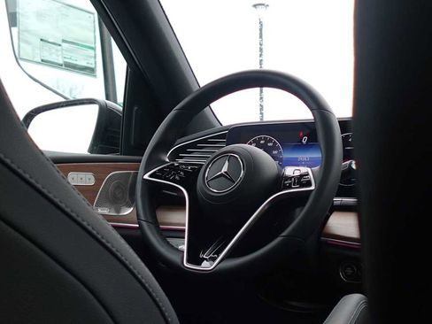 Used 2026 Mercedes-Benz GLE 350 4MATIC image 31