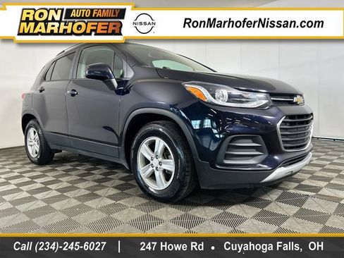 Used 2021 Chevrolet Trax LT FWD image 1