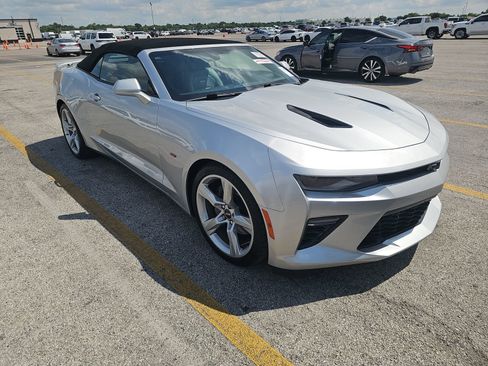 Used 2017 Chevrolet Camaro SS RWD image 5
