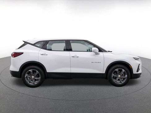 Used 2026 Chevrolet Blazer LT FWD image 10