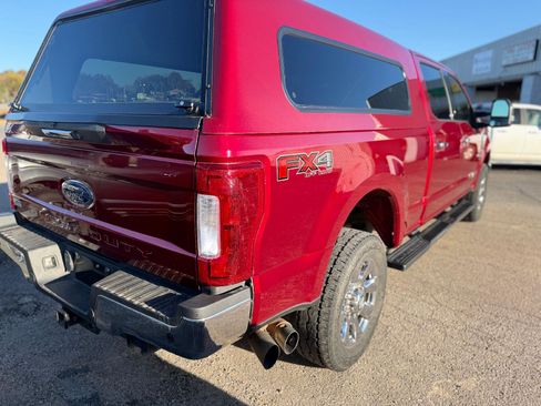 Used 2018 Ford F250 Lariat w/ Chrome Package image 3